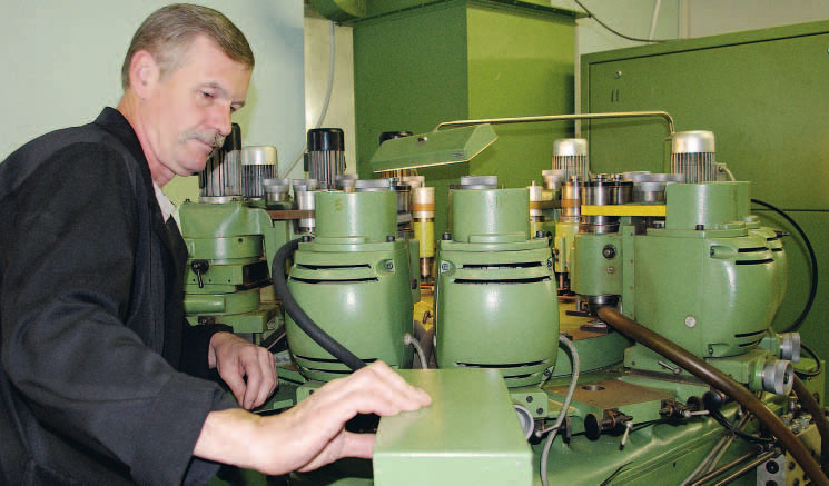 Dans la chaine de production Maktime: les machines suisses achetées par Poljot à Valjoux pour la production des mouvement 7734